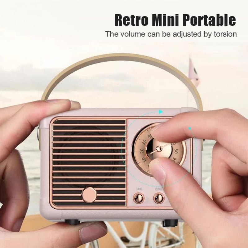 White Retro Bluetooth Speaker - Portable Mini Wireless Speaker with Vintage Radio Design (Product size: 7x11x5cm)
